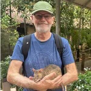 Meet your Posher, Stephen